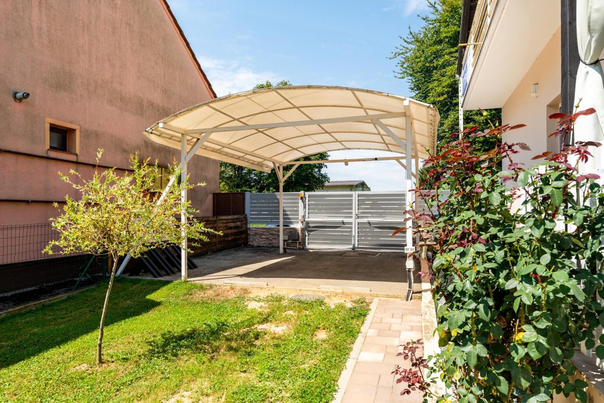Studio Apartman The Little Prince Bjelovar Buitenkant foto