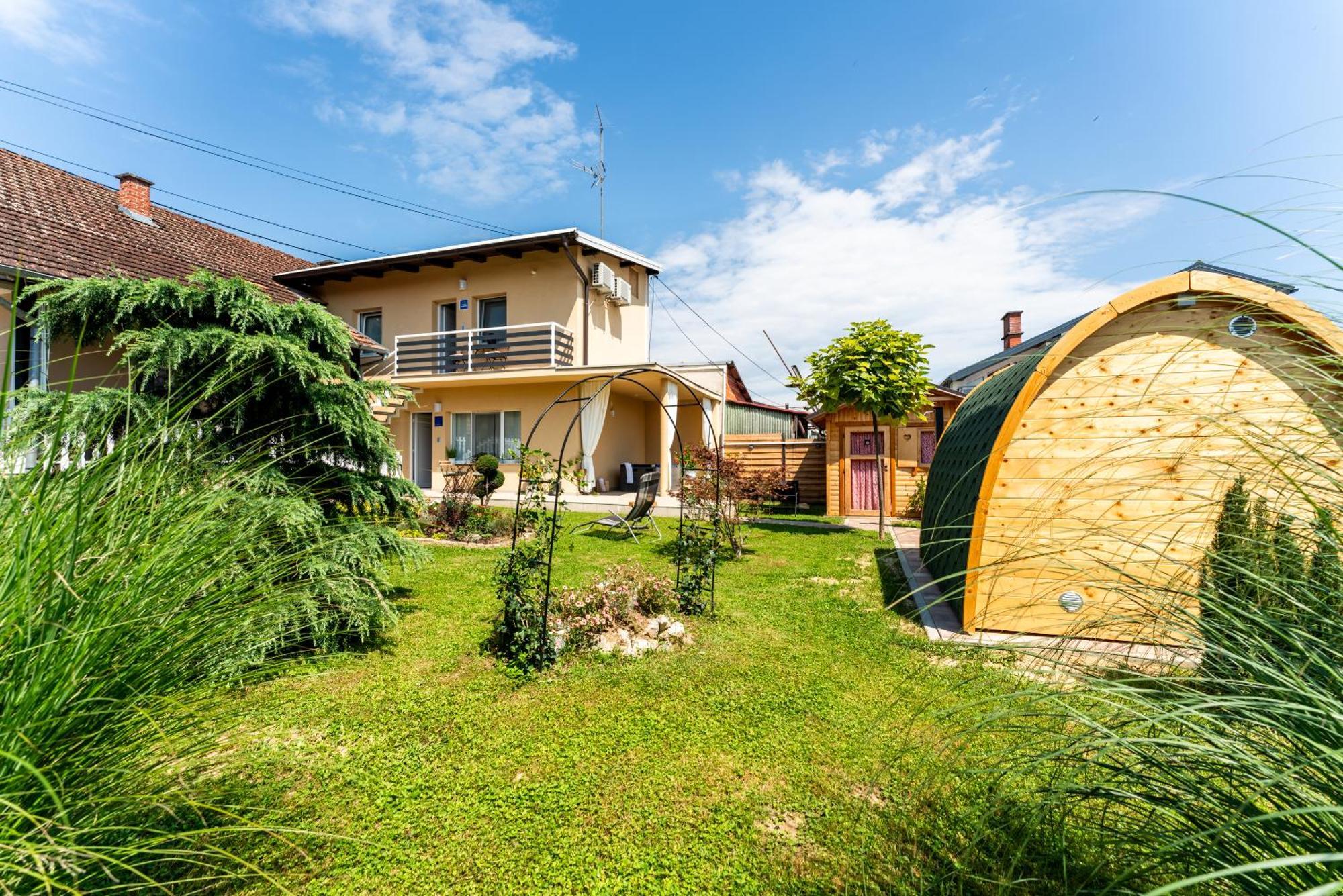 Studio Apartman The Little Prince Bjelovar Buitenkant foto